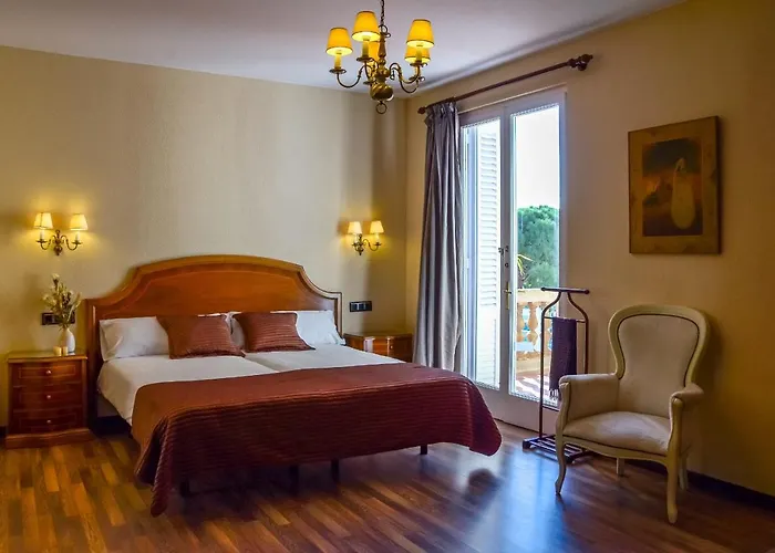 Hotel Roger De Flor By Seleqtta Lloret de Mar