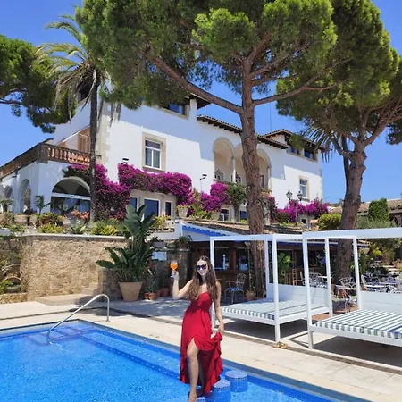 Hotel Roger De Flor By Seleqtta 4*