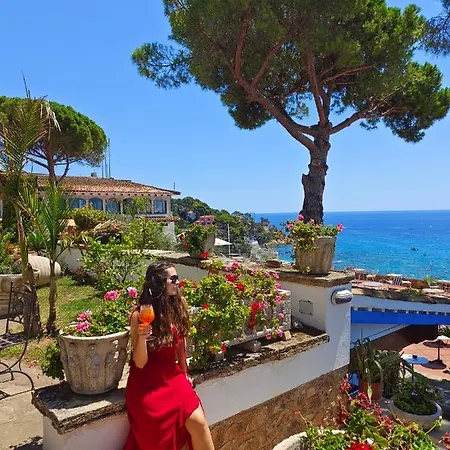 Hotel Roger De Flor By Seleqtta 4*