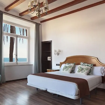 Roger De Flor By Seleqtta Hotel Lloret de Mar