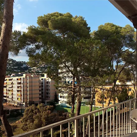 Готель Roger De Flor By Seleqtta 4*