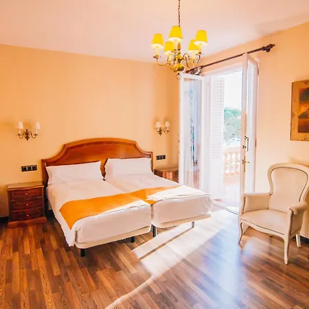 Roger De Flor By Seleqtta Готель 4*