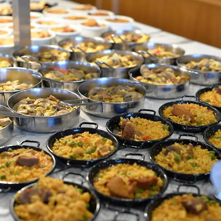 Готель Roger De Flor By Seleqtta 4*