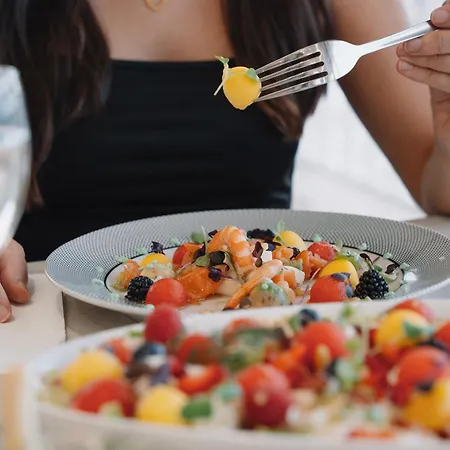 Готель Roger De Flor By Seleqtta Льорет-де-Мар