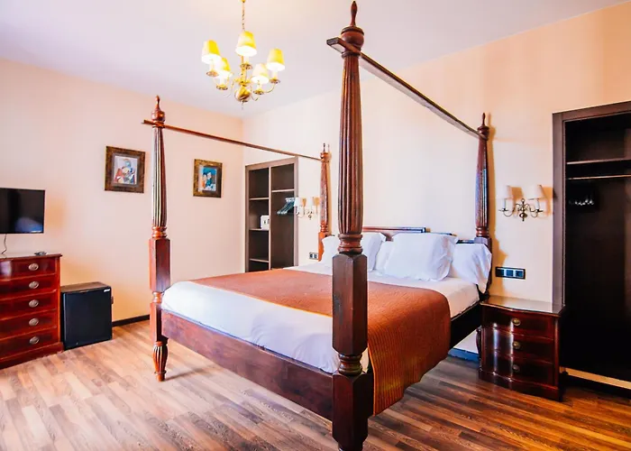 Roger De Flor By Seleqtta Lloret de Mar