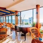 Hotell Roger De Flor By Seleqtta 4*