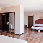 Hotell Roger De Flor By Seleqtta