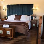 Hotell Roger De Flor By Seleqtta
