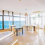 Hotell Roger De Flor By Seleqtta